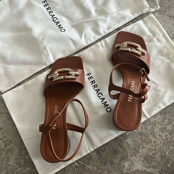 Ferragamo Priscilla Gancini Leather Ankle Strap Sandals, New, Size 7.5/37 - Picture 9 of 15